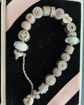 Pandora originale con 18 charmes