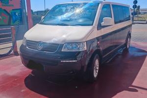 Caravelle 2.5 TDI 4 MOTION 4x4 9 posti PL gancio