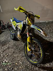 Husqvarna te 250i