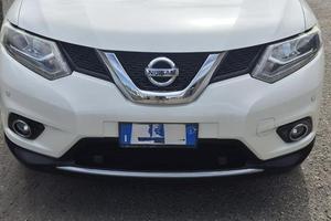 NISSAN X-TRAYL FULL OPTIONAl