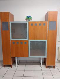 Mobile moderno in legno per il salotto