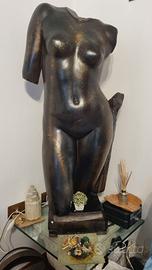 Statua donna in gesso