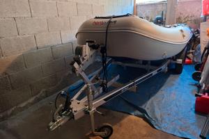 Gommone Honwave T40 + Suzuki DF 20 A.