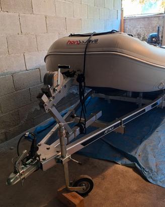 Gommone Honwave T40+Suzuki DF20A+carrello stradale