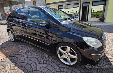 MERCEDES B 200 Turbo