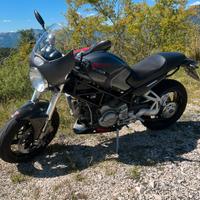 Ducati Monster S2R 800