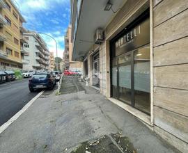 NEGOZIO A ROMA