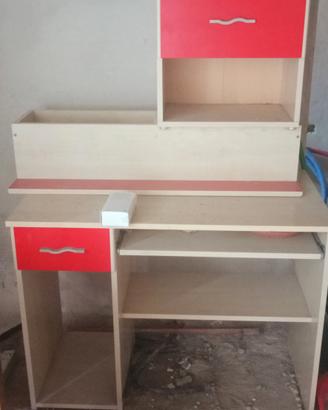 scrivania comodino libreria 