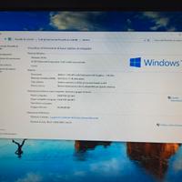 Computer fisso con monitor