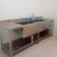 Lavatoi in acciaio inox da 240 cm e da 200 cm