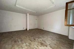 Negozio a Badia Calavena (VR)