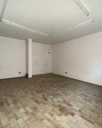 Negozio a Badia Calavena (VR)