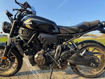 YAMAHA XSR700 2023
