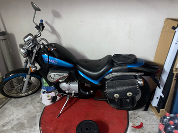 Aprilia classic 50 red rose