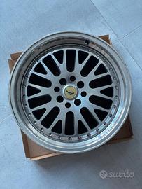 Cerchi JAPAN RACING da 17" pollici