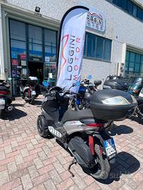 Piaggio MP3 300