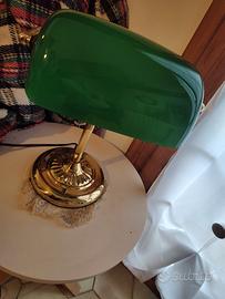 Lampada  stile ministeriale