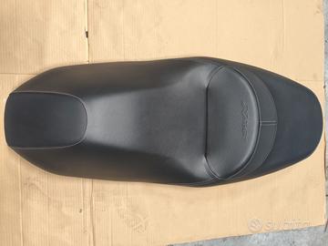 sella yamaha xmax