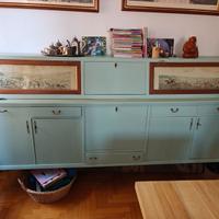 Credenza vintage restaurata color verde salvia