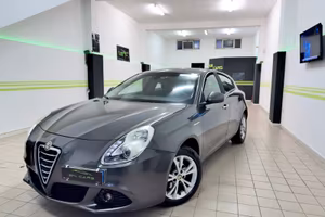 Alfa Romeo Giulietta 1.6 jtdm Dist.*PDC*LED*CRUISE