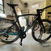 Pinarello DOGMA F12 Ultegra 8250 Di2 ZIPP 303 Perf