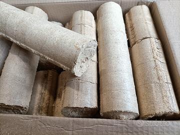 Scatola tronchetto legno 