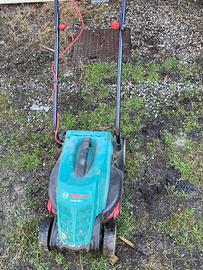 Rasaerba Bosch rotak 32r