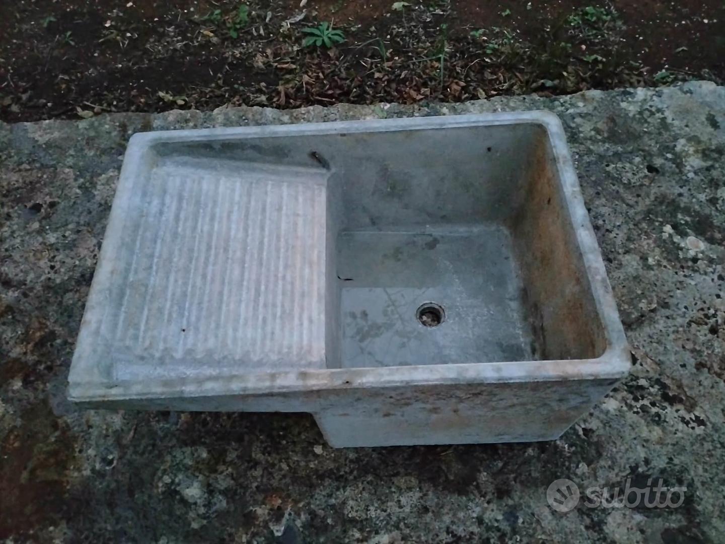 Lavatoio/pilozza in cemento lavanderia da esterno - Giardino e Fai da te In  vendita a Bari