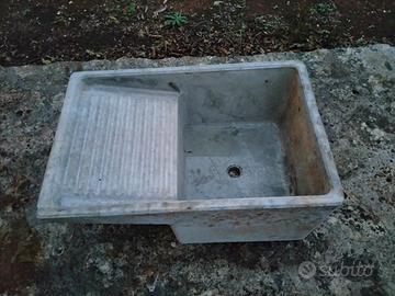 Lavatoio/pilozza in cemento lavanderia da esterno - Giardino e Fai