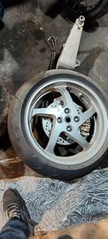 Honda VFR 800 forcellone posteriore 
