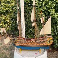 Barca storica realizzata interamente a mano