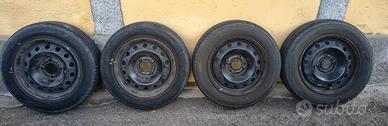 4 pneumatici 165/70 R14 usati buone condizioni 