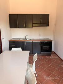 Posto letto Via Linora