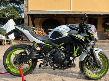 Kawasaki Z650 2021. Depo. solo a libretto per A2