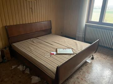 Camera da letto matrimoniale