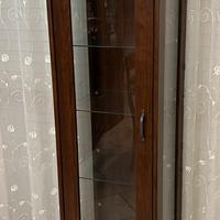 Vetrina espositiva in legno con uno sportello
