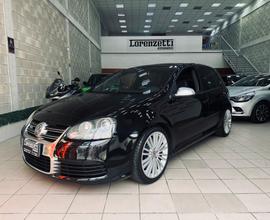 Volkswagen Golf R32 3.2 VR6 4mot. DSG