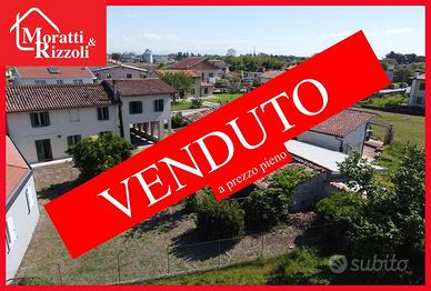 CASA ACCOSTATA DI TESTA a Gonars