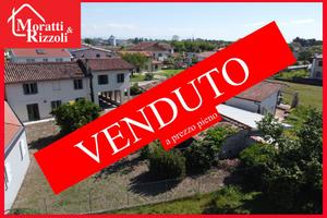 CASA ACCOSTATA DI TESTA a Gonars