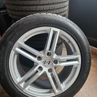 cerchi in lega con gomme