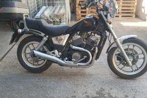 Moto Honda VT500 custom