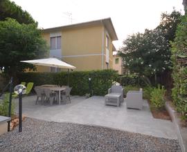 Castiglioncello 300 m dal mare, moderno, giardino