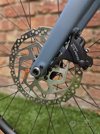 Bicicletta  CUBE