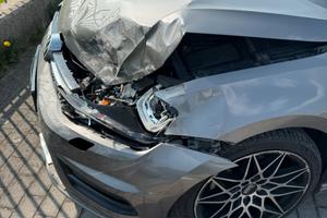 Golf 7 r-line incidentata