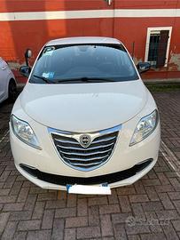 Lancia Ypsilon 1.2 benzina