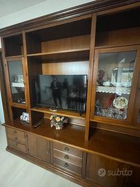 Soggiorno vetrina in legno