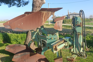 Aratro bivomere de franceschi