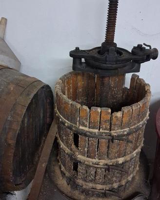 Forata per la produzione di vino
