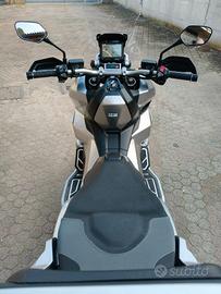 Honda xadv