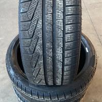 4 Gomme Invernali Pirelli 245/35 R19 93V